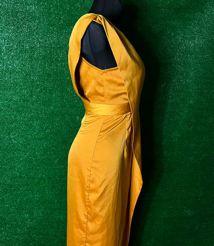 Dámske šaty Pretty Little Thing (S)