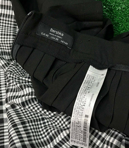 Dámska sukňa Bershka (XS)