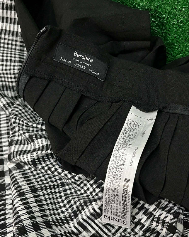 Dámska sukňa Bershka (XS)