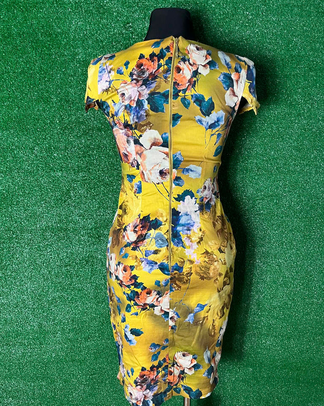Dámske šaty Closet (M)