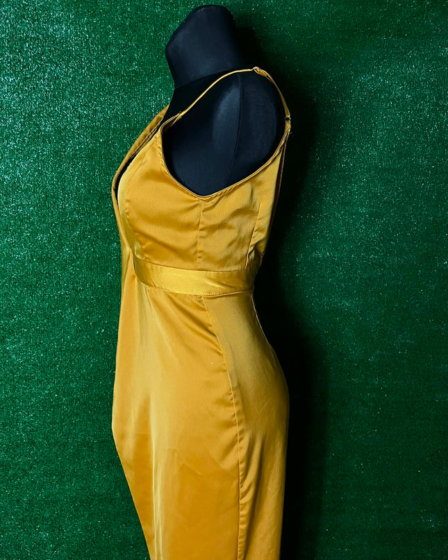 Dámske šaty Pretty Little Thing (S)
